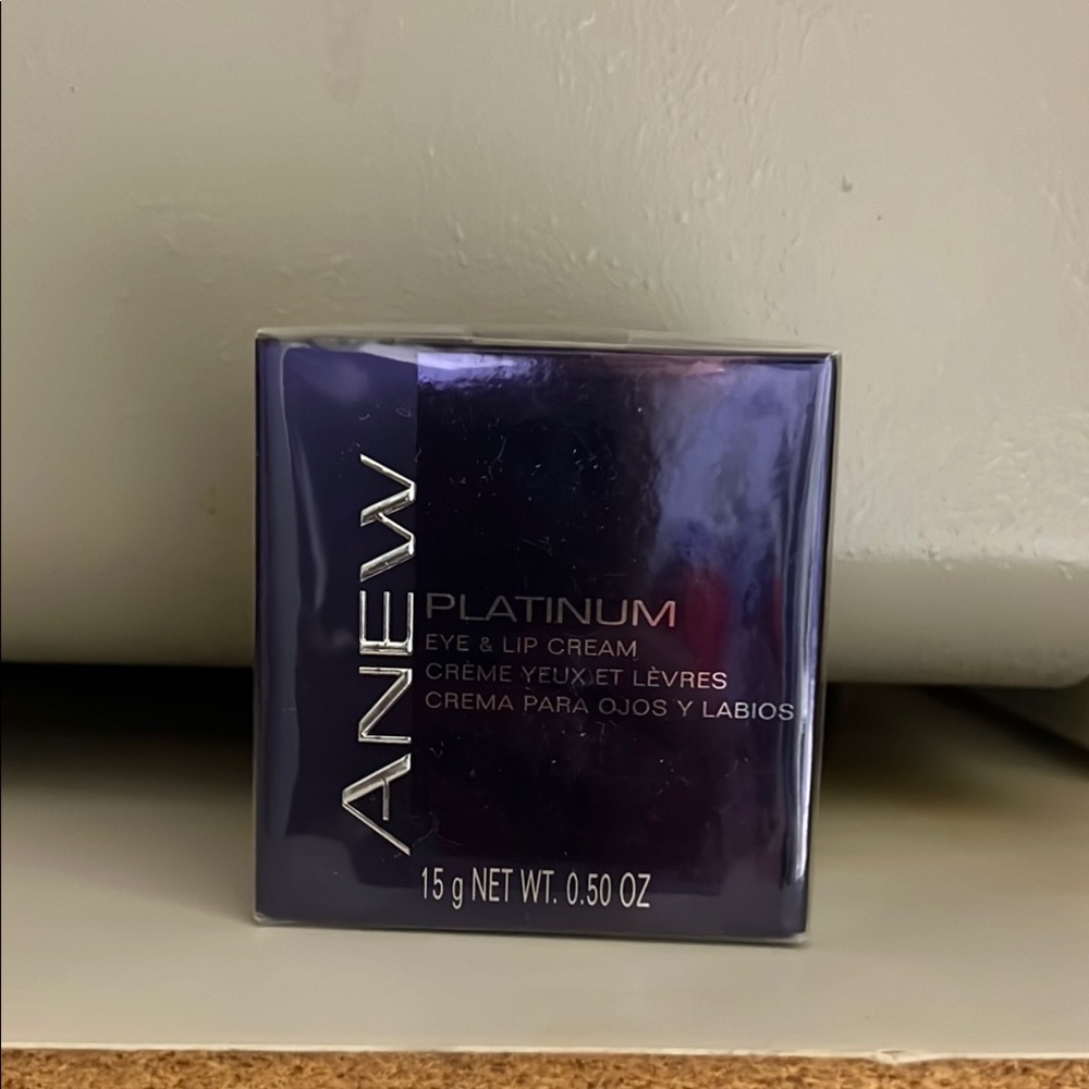 Platinum Eye & Lip Cream - Purple